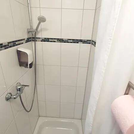 Sanni Πανσιόν Βρέμη