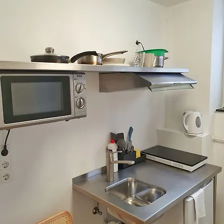 Sanni Πανσιόν 3*